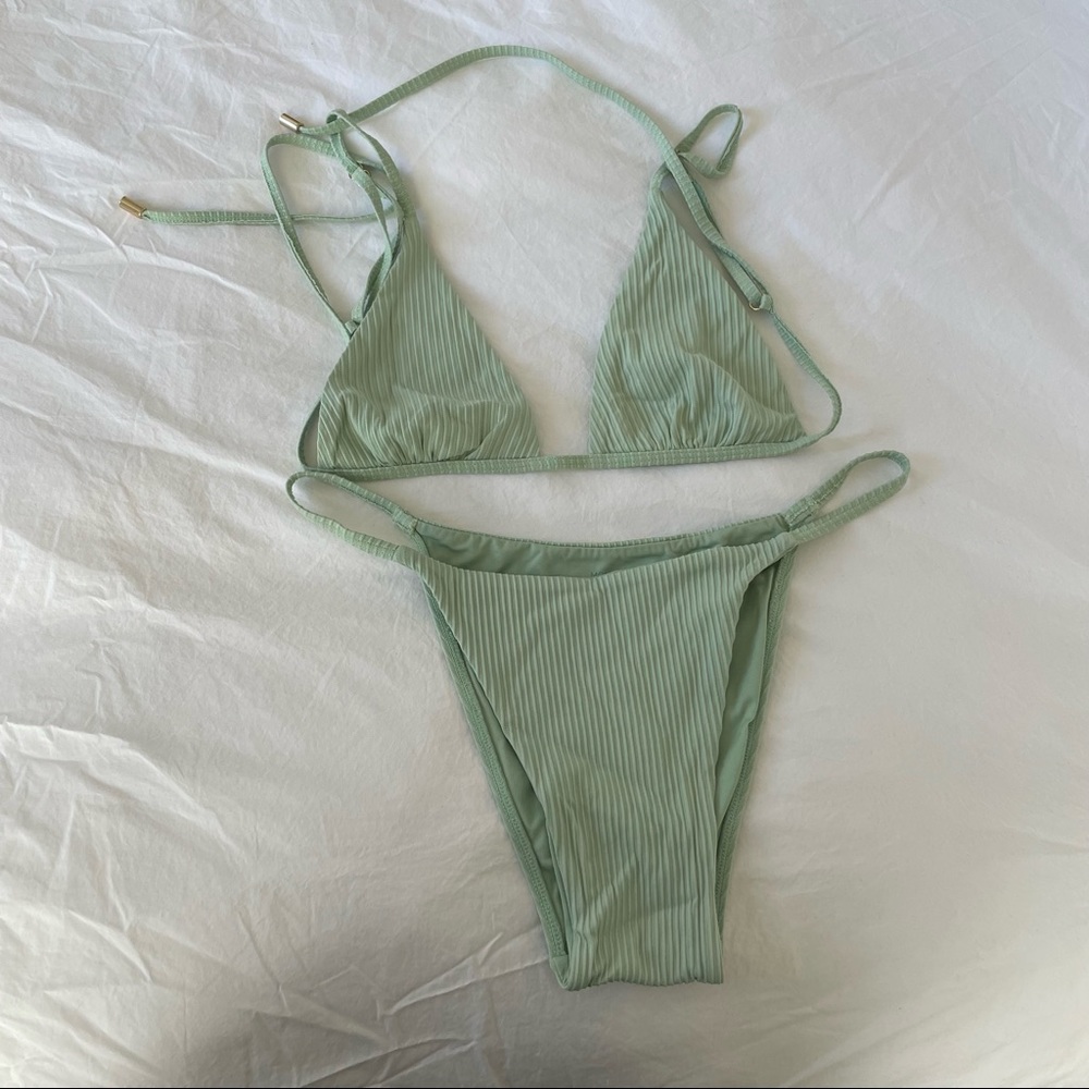 Monday Swimwear Barbados Top, Size S, and Bottom, Size L.